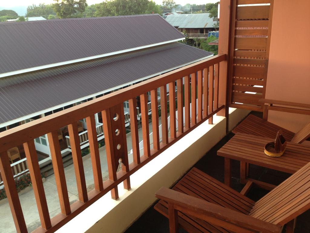 Paradise Hotel Nyaung Shwe Inle Lake Экстерьер фото