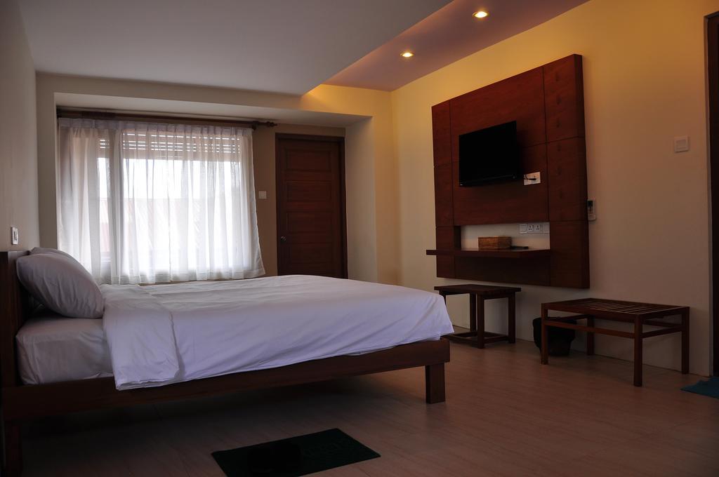 Paradise Hotel Nyaung Shwe Inle Lake Номер фото