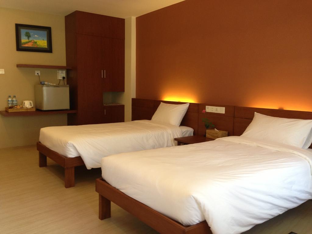 Paradise Hotel Nyaung Shwe Inle Lake Номер фото