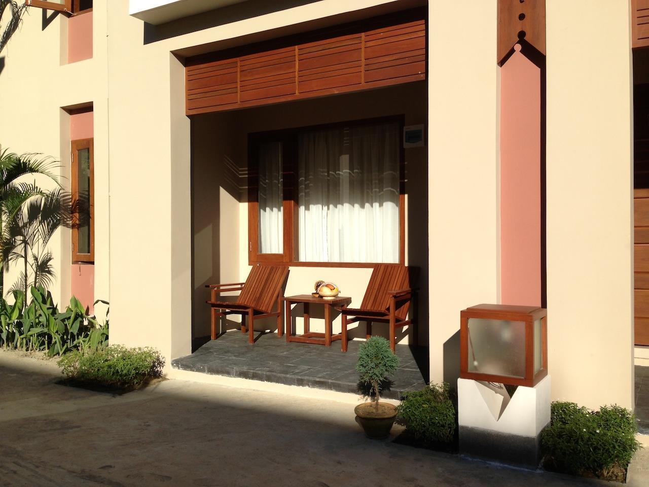 Paradise Hotel Nyaung Shwe Inle Lake Экстерьер фото