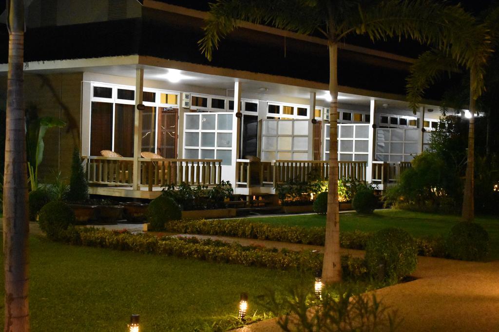 Paradise Hotel Nyaung Shwe Inle Lake Экстерьер фото