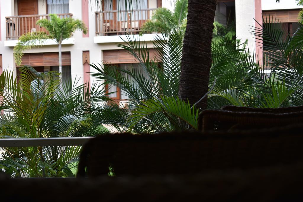Paradise Hotel Nyaung Shwe Inle Lake Экстерьер фото
