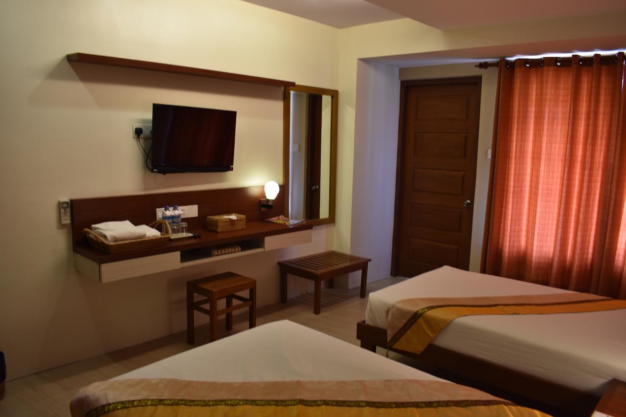 Paradise Hotel Nyaung Shwe Inle Lake Экстерьер фото